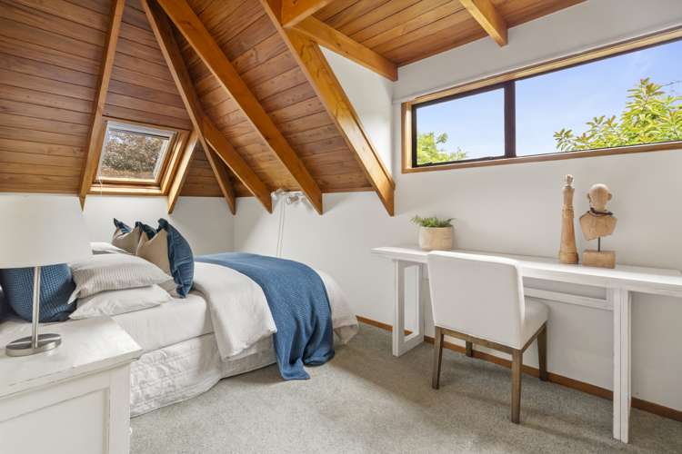 265 Lake Road Belmont_15