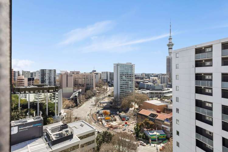 1407 438 Queen Street_0