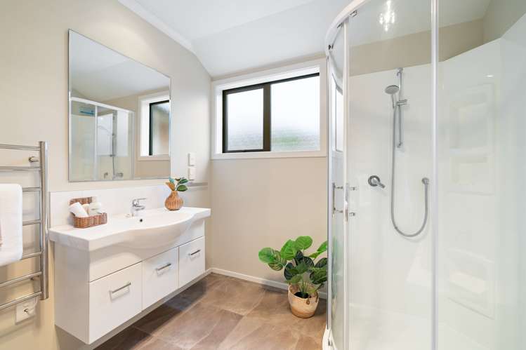 219A College Street West End_8