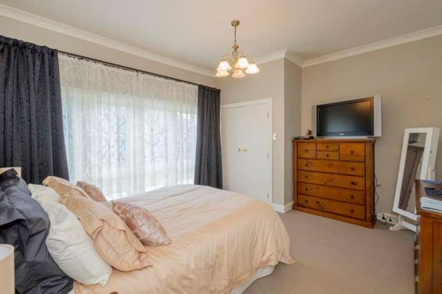 14 Queenwood Road Levin_3