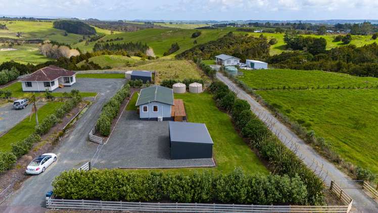 1445a Church Road Kaingaroa_4