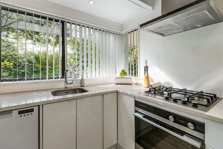 11a Orchard Place Lynmore_10