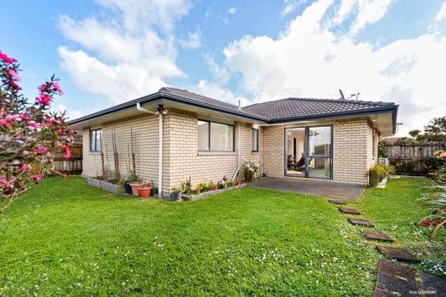 26 Rock Daisy Crescent Mangere_2