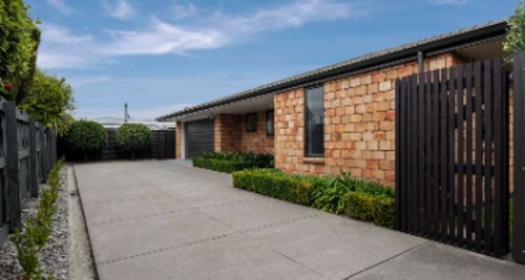 152 Redwood Street_0
