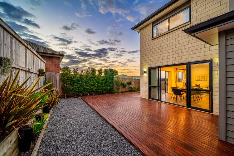 12 Cooladawson Drive Flat Bush_11