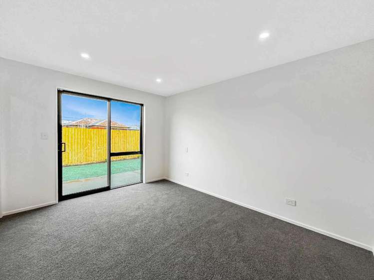 35 Bill Hammond Drive Belfast_10