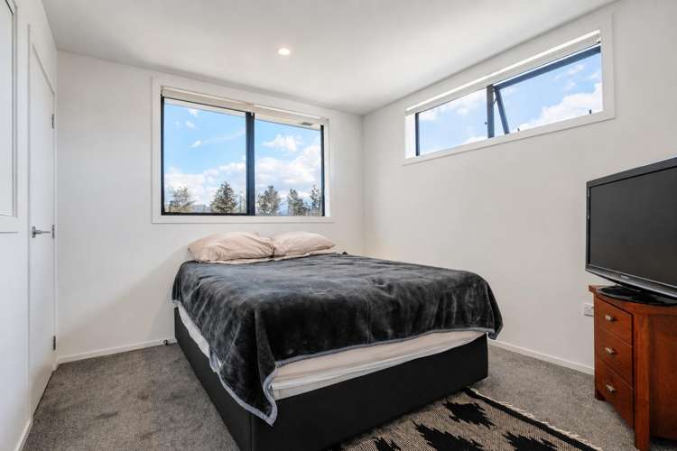 2/83 Vodanovich Road Te Atatu South_7