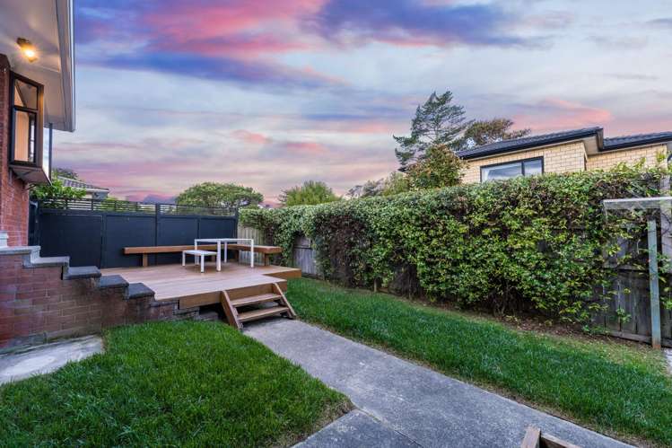 26 Finlow Drive Te Atatu South_15