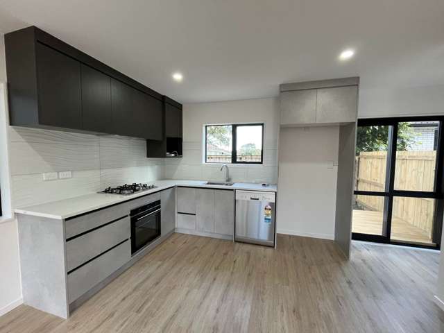 Fresh, Modern 2-Bedroom Home Ready Now!