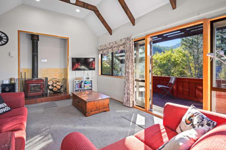 90 Chalet Crescent Hanmer Springs_4