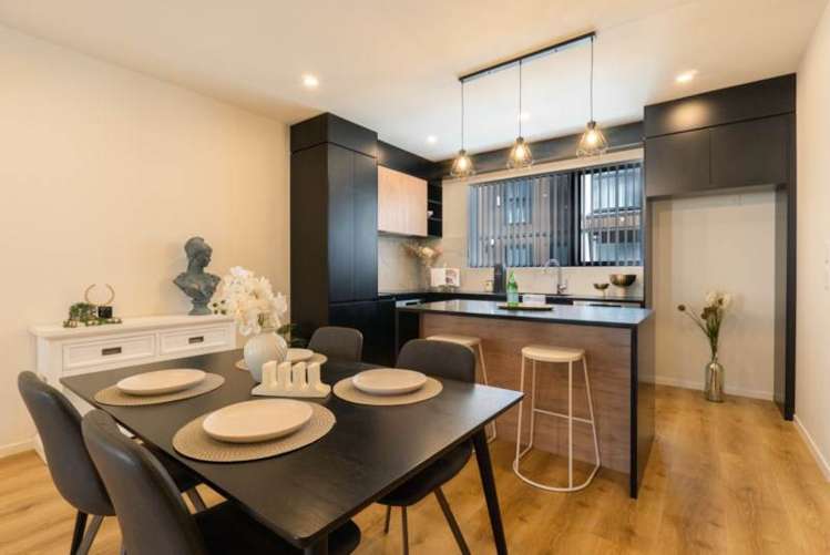 5/16 Williamson Avenue Belmont_11