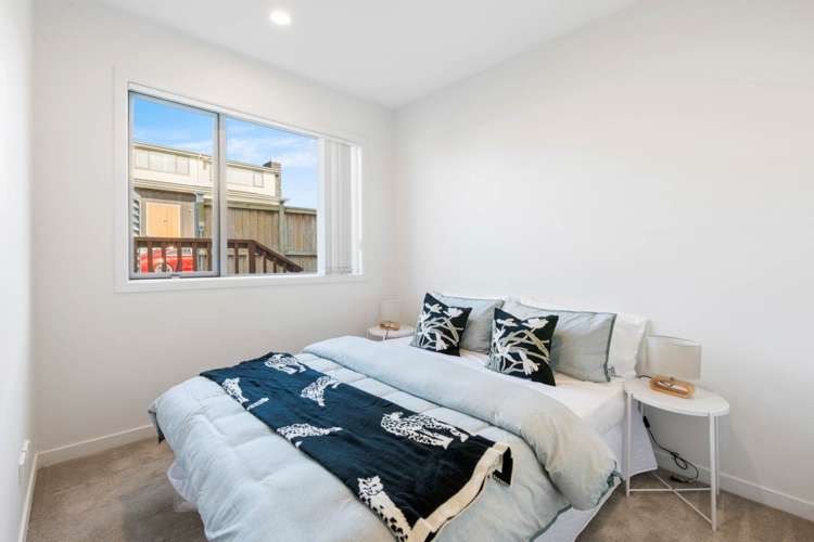 33 Lagonda Rise Oteha_15