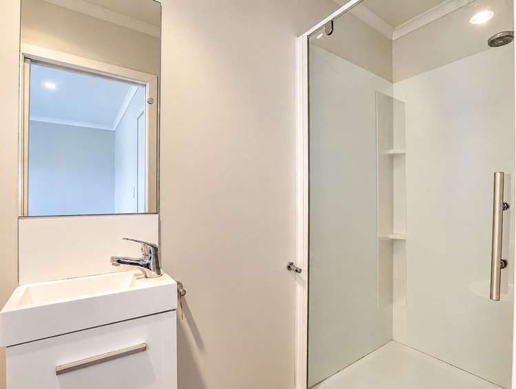 2/75 Cameron Road Hamilton East_13