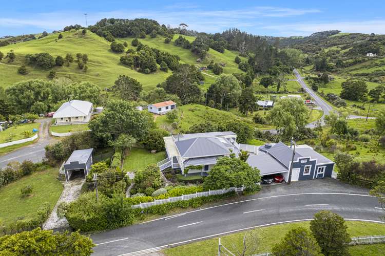 5 Hook Road Paparoa_32