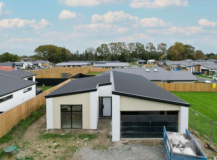 11 Withers Crescent_0