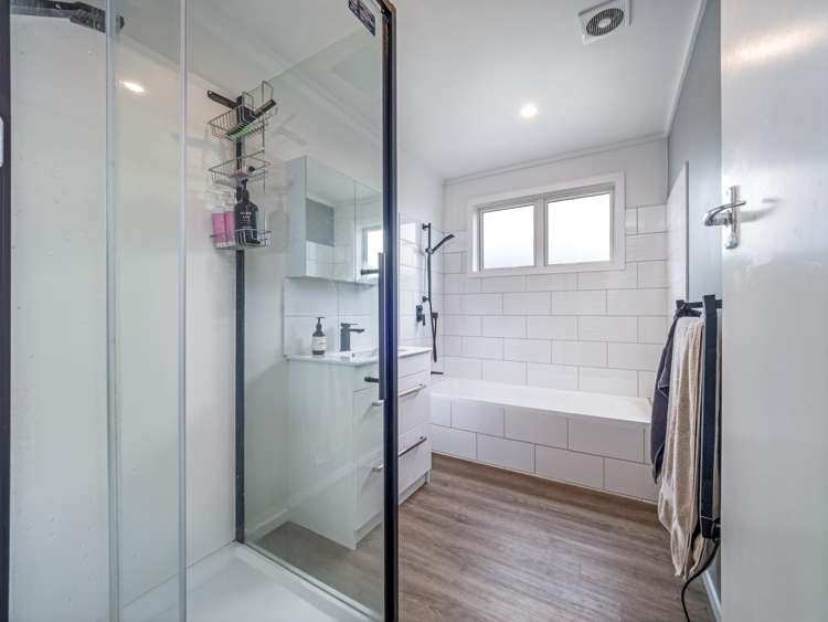 16 Linklater Avenue Foxton Beach_16