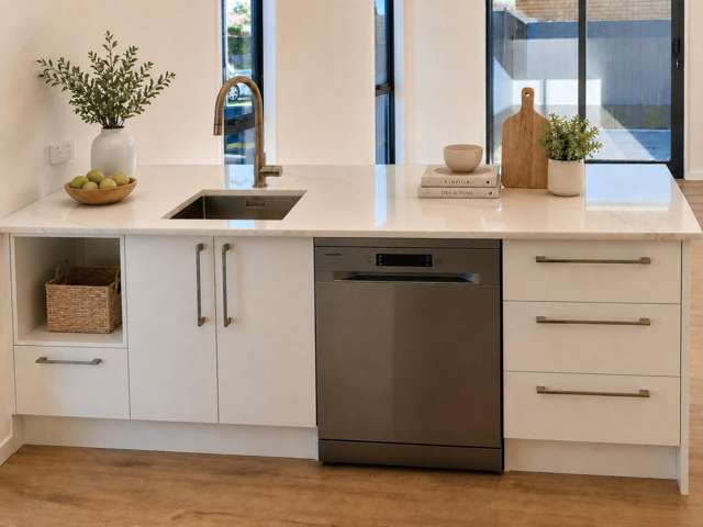 1/101 MacKenzie Avenue 1502_2