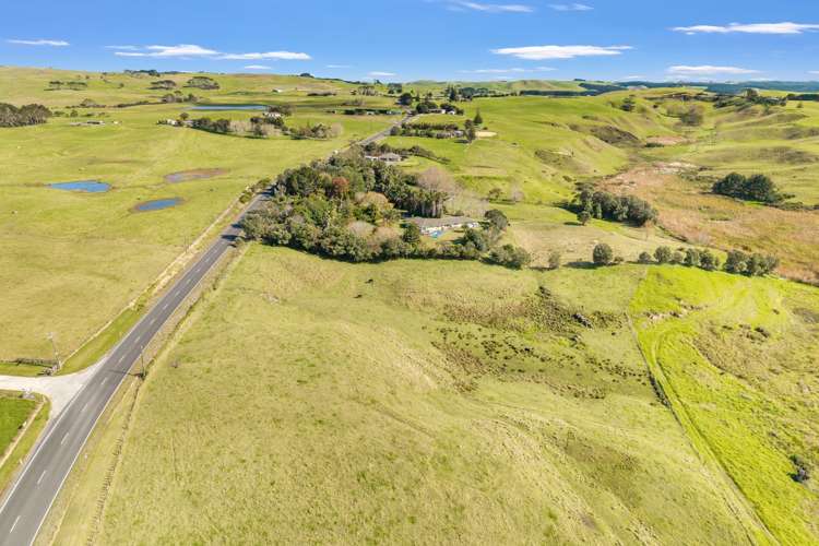 402 Baylys Coast Road_3