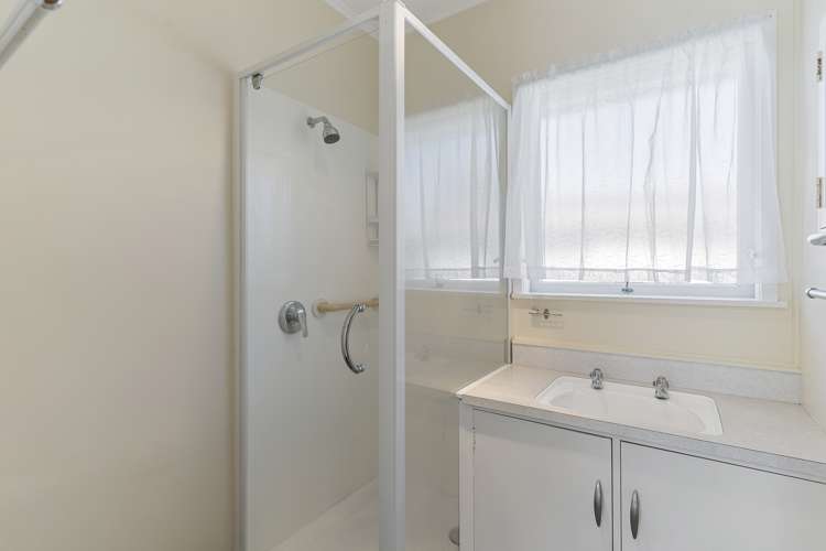 2/96 Eban Avenue Hillcrest_10