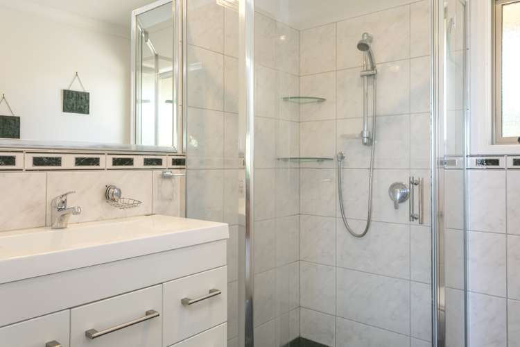 12 Facilita Avenue Wharewaka_18