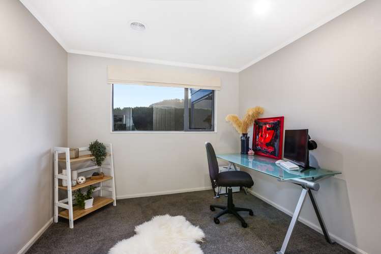 14 Betty Watt Grove Riverstone Terraces_18