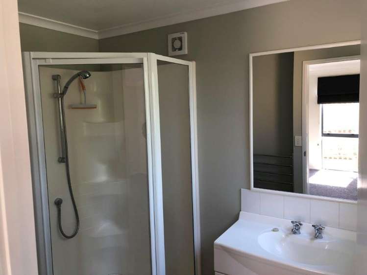 3 Lavenham Place Rototuna North_11