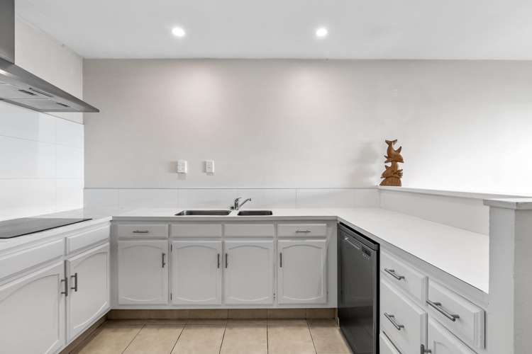 15/34 Waiwera Place Waiwera_16