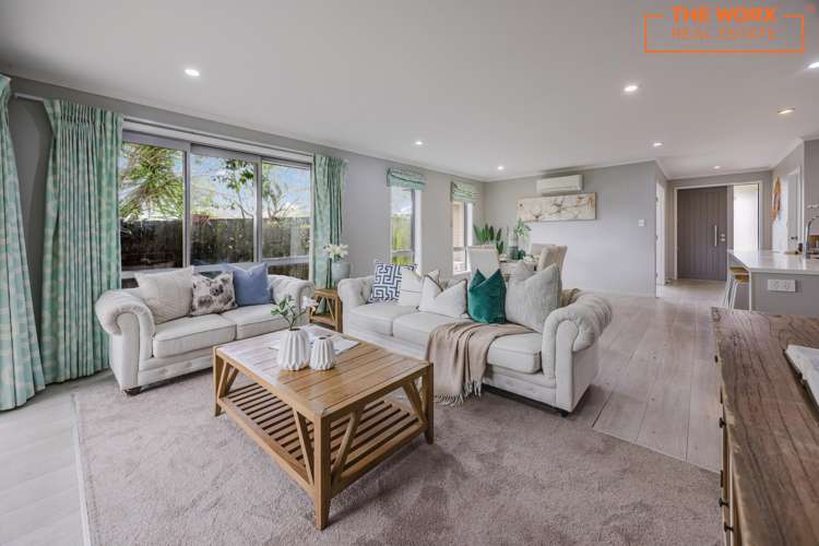 33 Captain Mitchell Drive_1