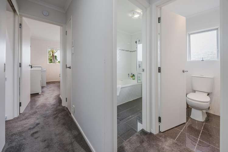 129 Bradbury Road Botany Downs_12