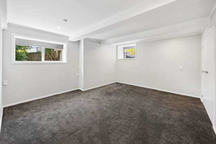 1/4 James Scott Place Te Atatu South_8