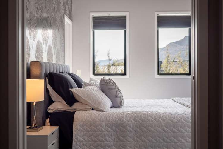 27 Pendeen Crescent Jacks Point_20