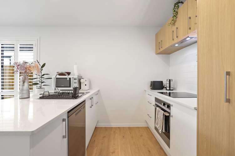 9/18 Graham Avenue Te Atatu Peninsula_7