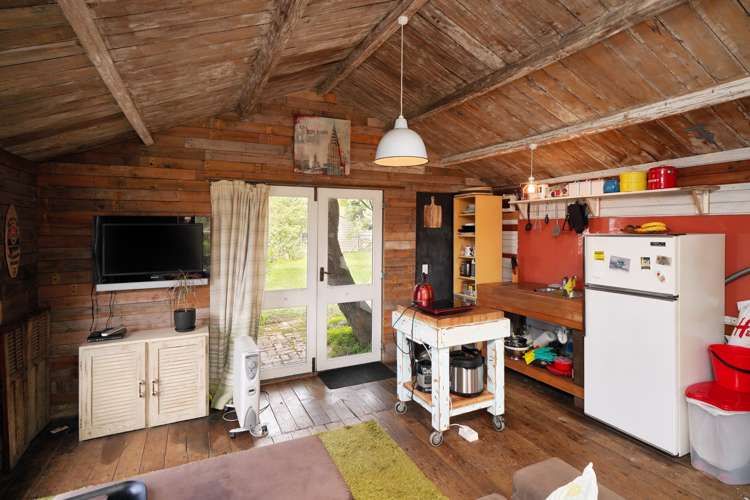 321 Port Hills Road Hillsborough_15