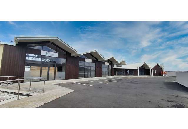 BRAND NEW COMMERCIAL/RETAIL TENANCIES