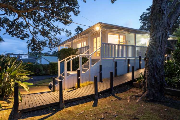 272 Beach Road Campbells Bay_20