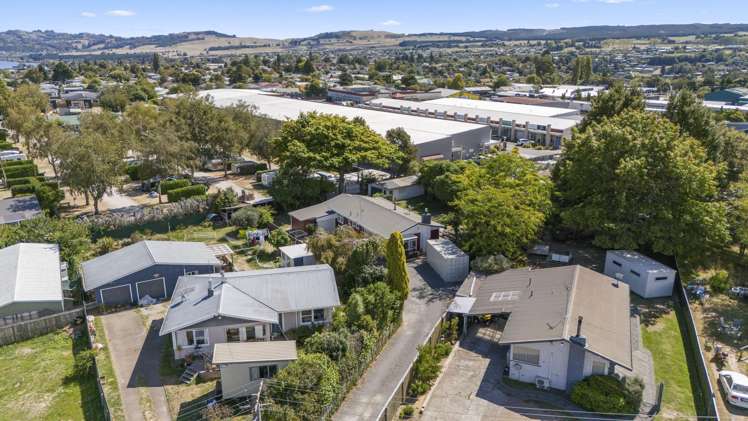 8 Leslie Street Tauhara_18