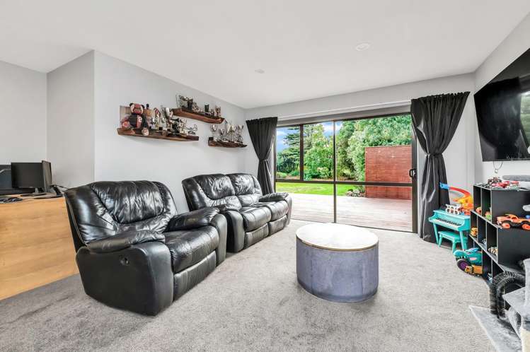 83 Gordon Street Southbridge_11