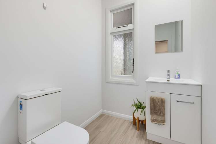 30 McCaughan Street Browns_14