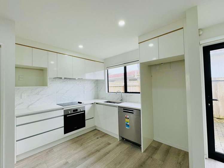 1/30 Arnwood Street Manurewa_2