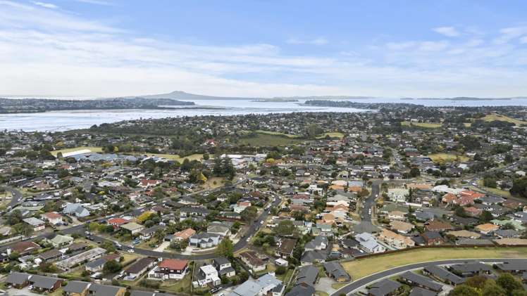 21 Hedge Row Sunnyhills_11