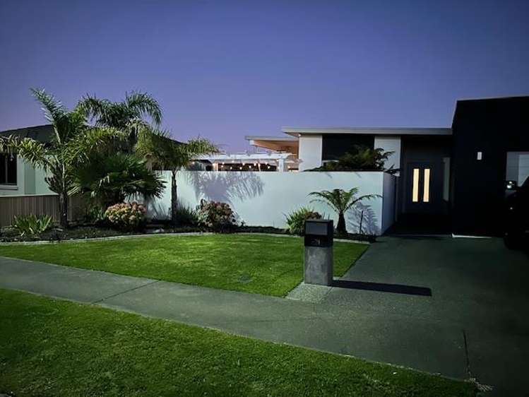 21 Tasman Drive Poraiti_29