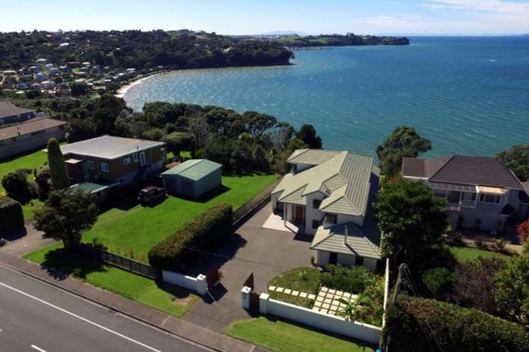 989 Whangaparaoa Road Tindalls Beach_16