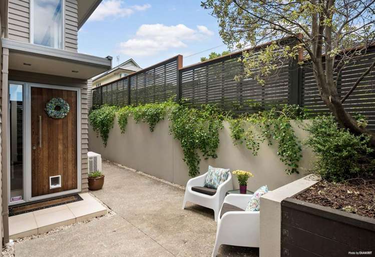 1/19 Channel View Road Campbells Bay_11