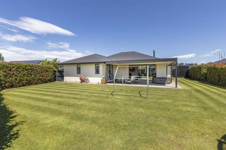 80 Petries Road Woodend_22