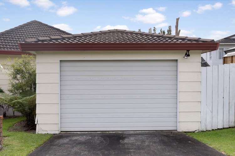 27 Centorian Drive Windsor Park_9