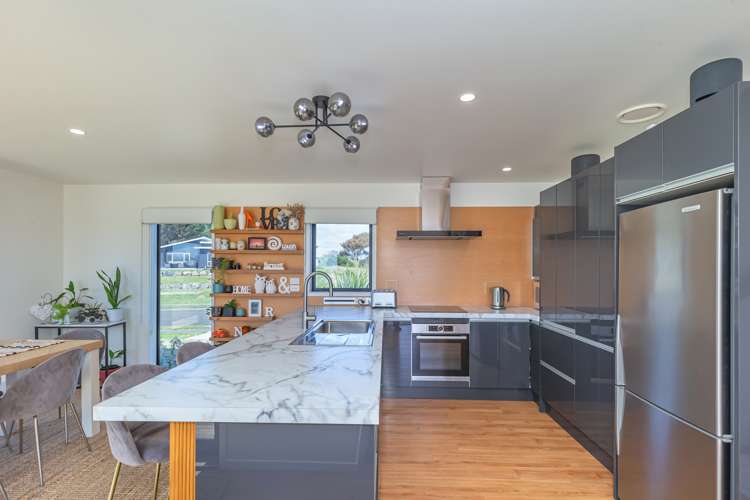 22 Taonui Street Waitarere Beach_5