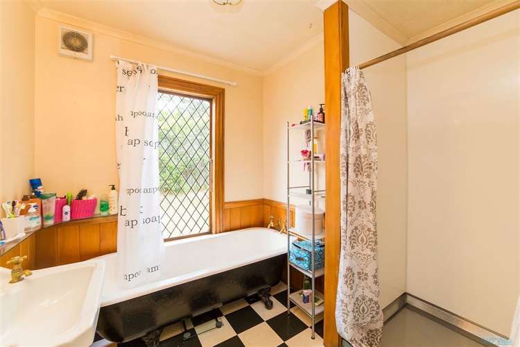 8 Thorn Crescent Fernhill/Sunshine Bay_7