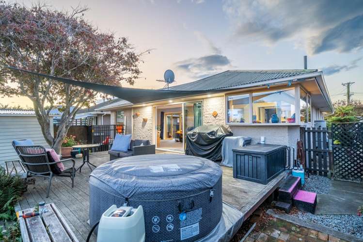 14 Bideford Place Dallington_2