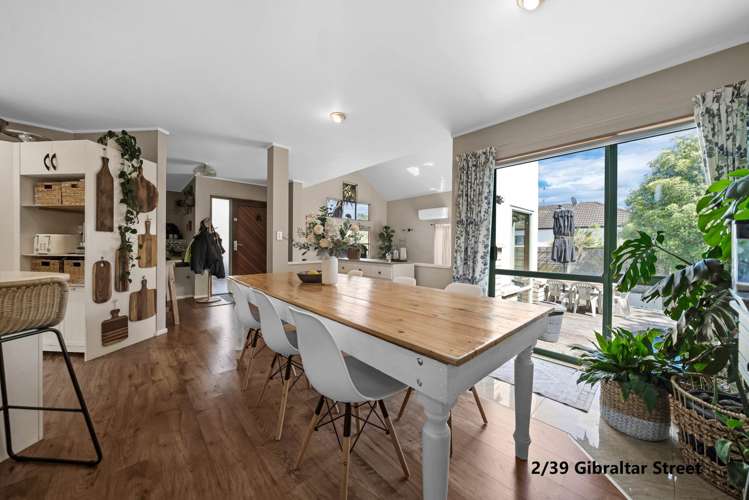 1 & 2/39 Gibraltar Street Howick_8