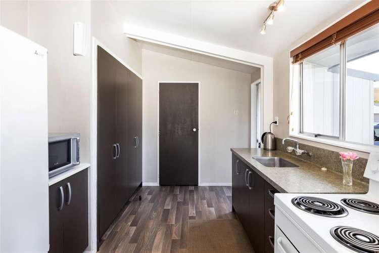 9 Faulkland Drive Witherlea_5